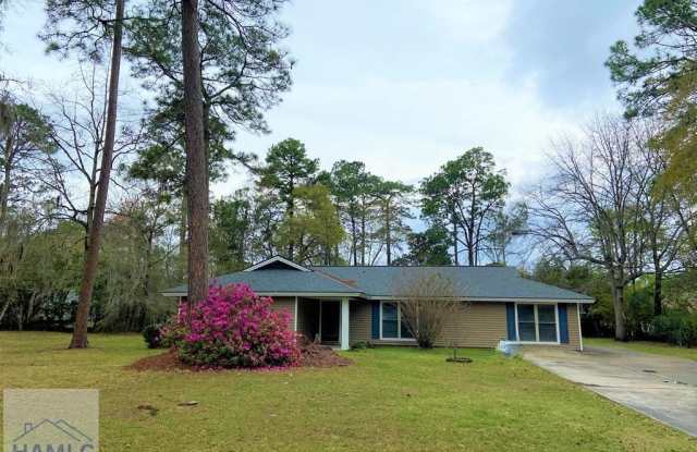 621 Georgia Avenue - 621 Georgia Avenue, Hinesville, GA 31313