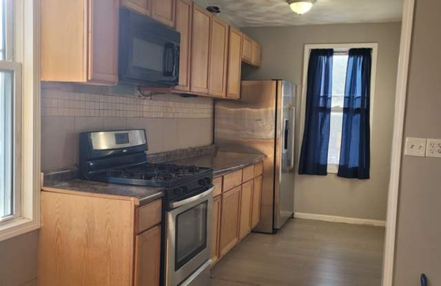 8534 South Burley Avenue - 2 photos photos