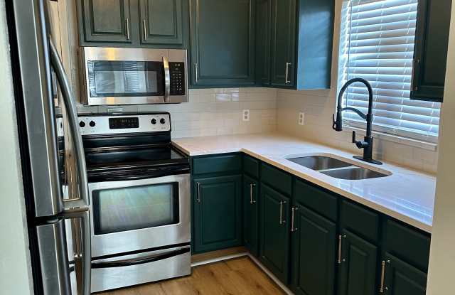 1802 West House Street, Unit A - 1802 West House Street, Plant City, FL 33563