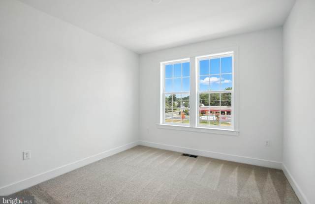 10834 CEDAR AVENUE photos photos