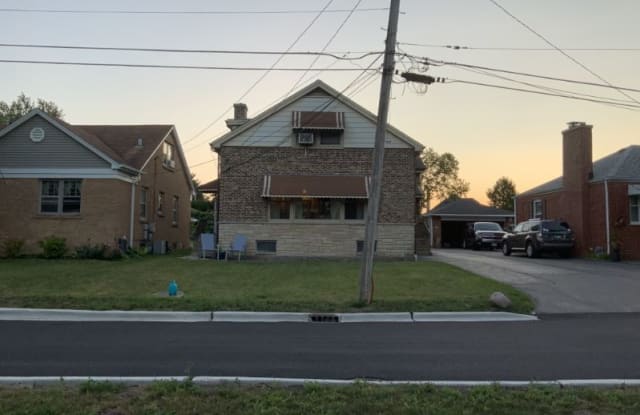 113 Burtis Ave A - 113 Burtis, Highwood, IL 60040
