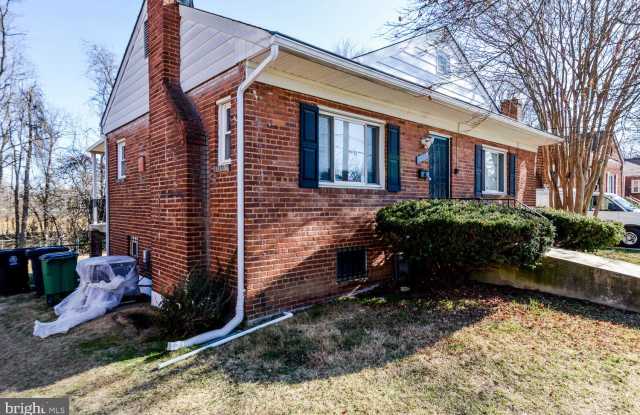 2712 HAWTHORNE TERRACE Gallery 4