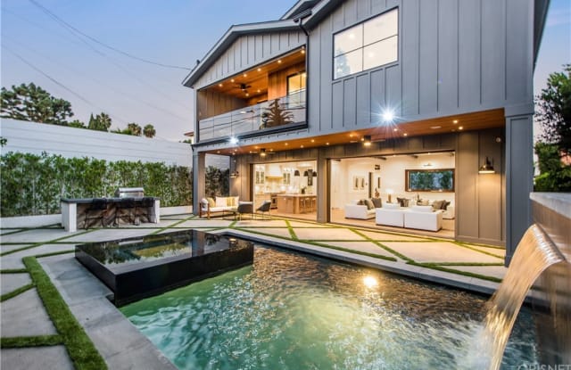 833 N Sierra Bonita - 833 North Sierra Bonita Avenue, Los Angeles, CA 90046