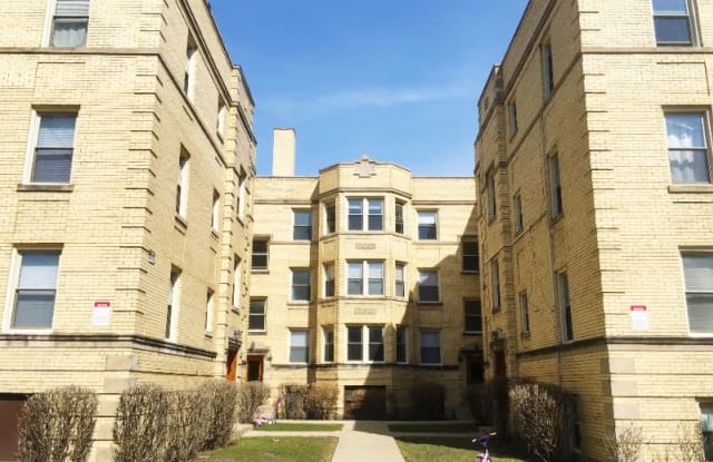 2438 W Rosemont Ave - 2438 West Rosemont Avenue, Chicago, IL 60659