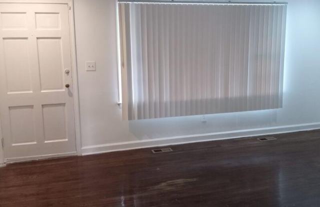 3545 Orchard Street Gallery 2