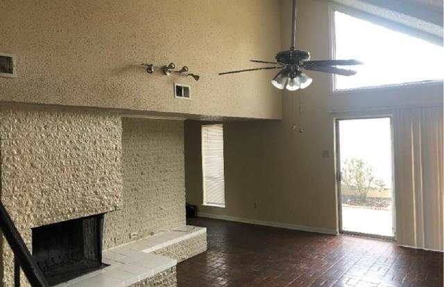 13511 Red Fern Lane Gallery 3