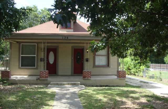 136-E. Dullnig Ct Gallery 1