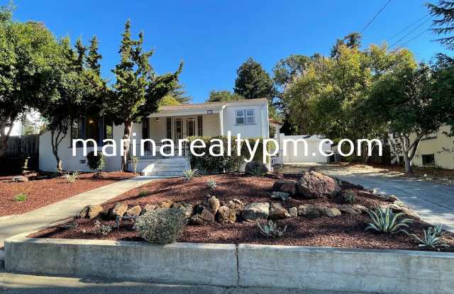 Coming Soon! Charming 3 bedroom, 2 bathroom home located in the Vista area near Vallejo High School photos photos