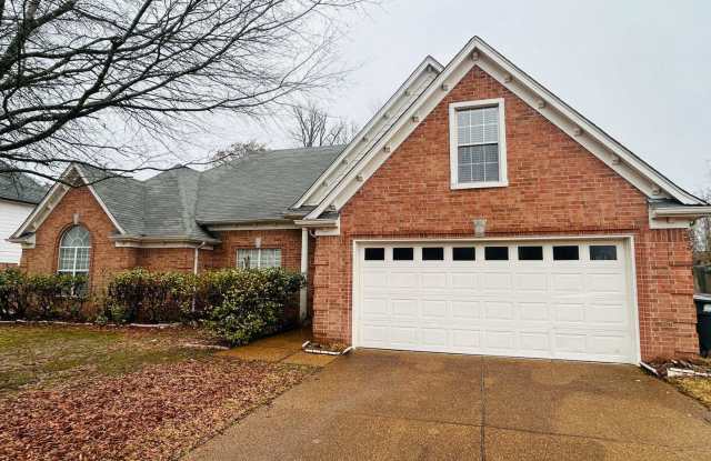 1400 River Bank Drive - 1400 River Bank Drive, Collierville, TN 38017