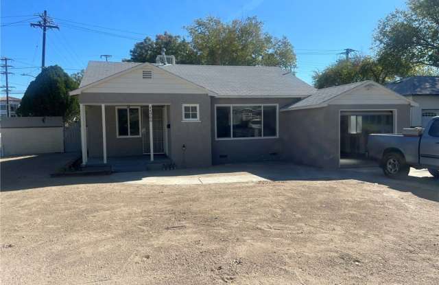 44960 11th W - 44960 11th Street West, Lancaster, CA 93534