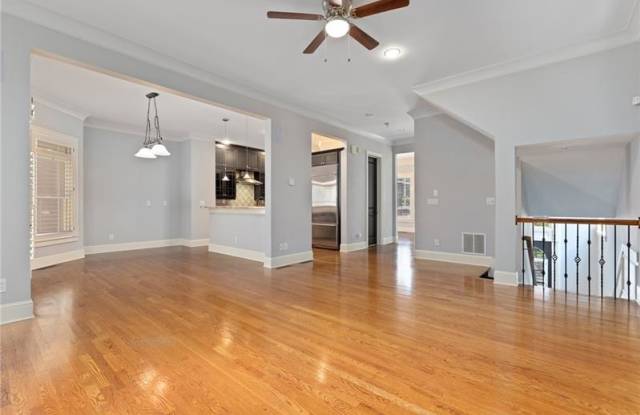 1936 Saxon Valley Circle NE Gallery 4