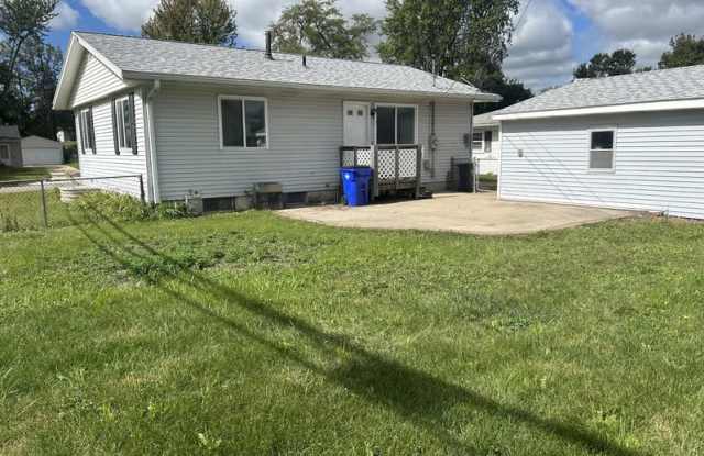 253 Jacolyn Drive Northwest - 253 Jacolyn Drive Northwest, Cedar Rapids, IA 52405