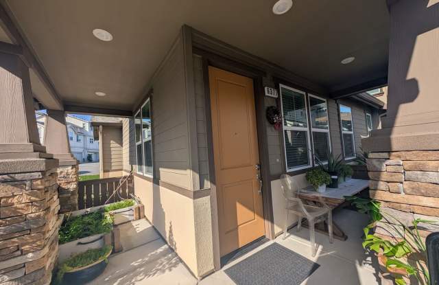 Newer 2 bedroom 2 bath home available! photos photos