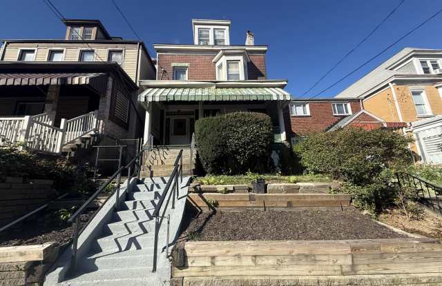 1128 Greenfield Avenue Gallery 1