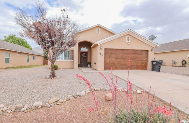 Well Maintained 4 Bedroom 2 Bath Home with Private Backyard photos photos