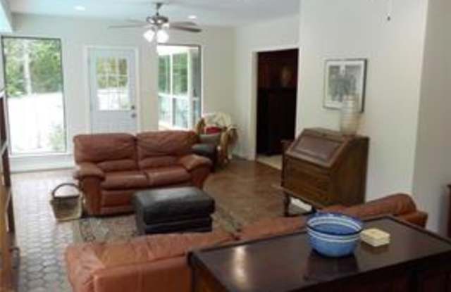 2606 Deep Hill Circle Gallery 4