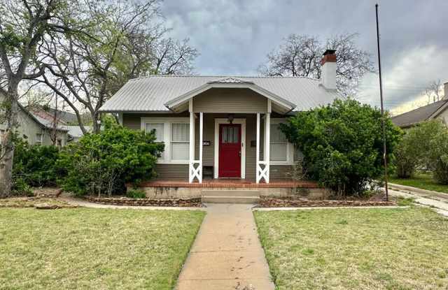 Coming Soon... Charming Santa Rita Home For Lease!! Includes main house AND detached apartment! photos photos