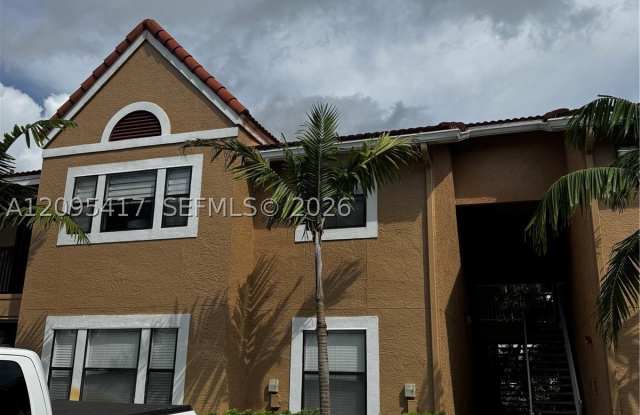 15661 SW 104th Ter Gallery 2
