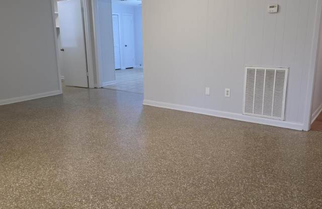 203 Elmwood Drive Gallery 3