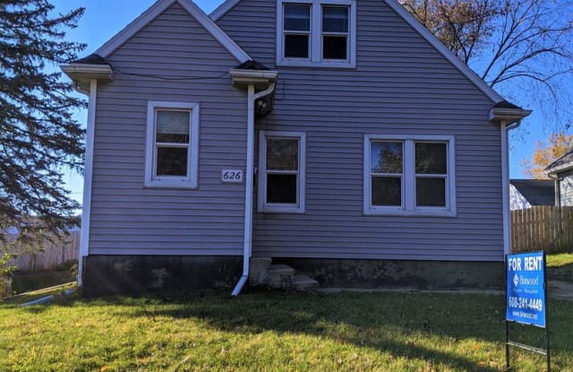 626 North Fair Oaks Ave - 626 North Fair Oaks Avenue, Madison, WI 53714