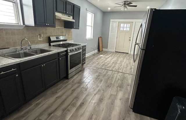 2 Bedroom/1 bath Gallery 3