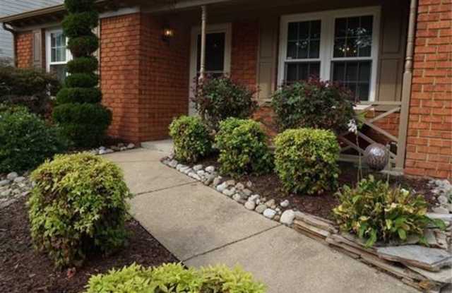 937 Thompson Way photos photos