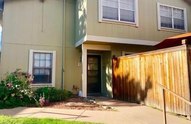 6941 S Knolls Way - 6941 South Knolls Way, Centennial, CO 80122