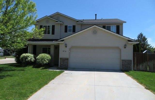 4 Bedroom Home on Corner Lot w/ 2,000 sq. ft.  Giant Backyard Patio! photos photos