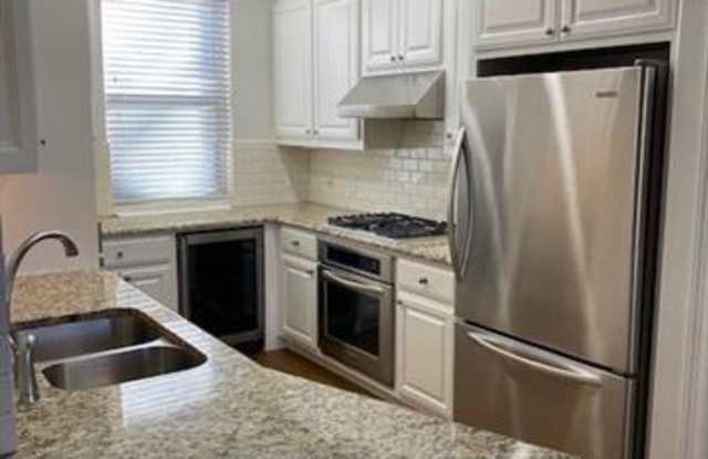 4125 Grassmere Lane Gallery 4
