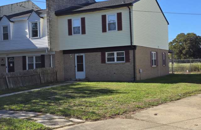 6535 Stoney Point South Gallery 1