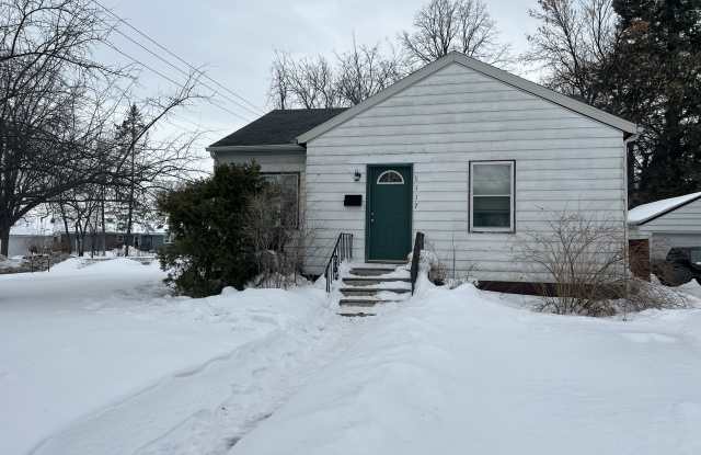 1117 12th St S photos photos