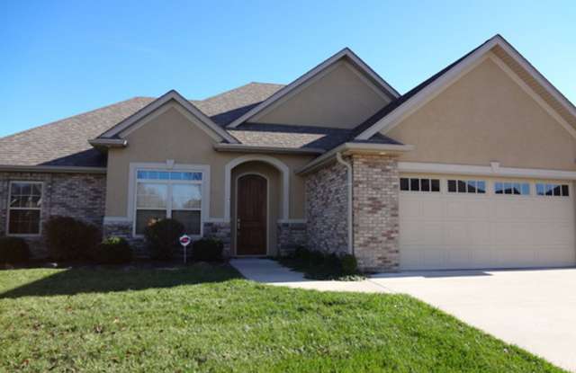 Great 3 Bed 2 Bath House in Mill Creek Manor! photos photos