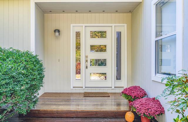 15 Fox Hollow Drive Gallery 2