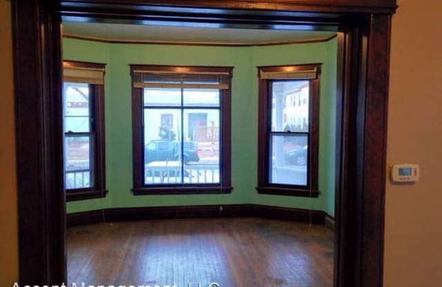 1237 Jenifer St Gallery 2