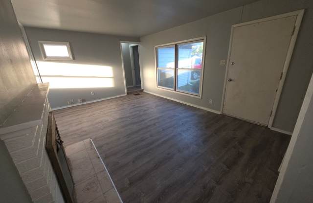 3 Bedroom Single Family House Available NOW Gallery 4