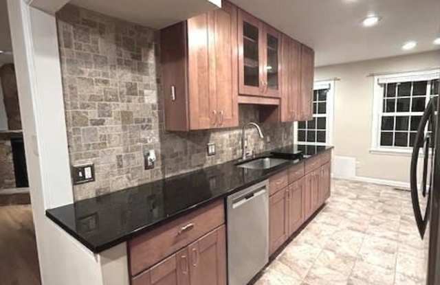 5410 MERSEA COURT Gallery 3