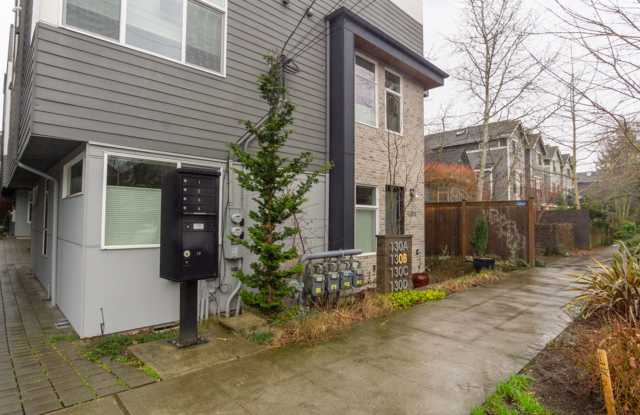 3Bd/3Ba Seattle Townhouse - 130 21st Avenue East, Seattle, WA 98112
