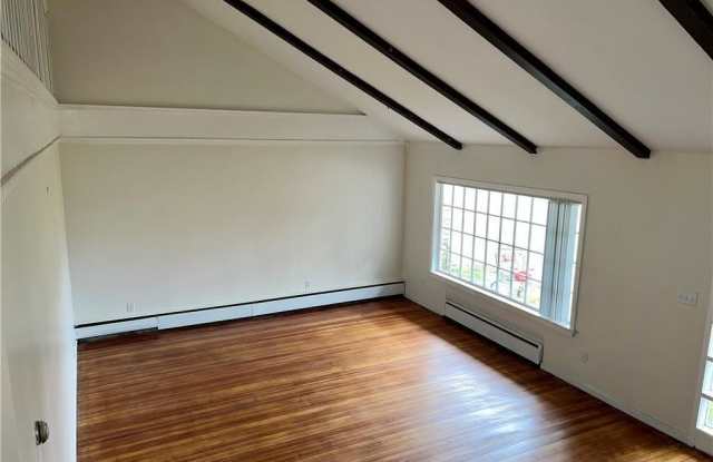 39 Waterbury Road Gallery 4