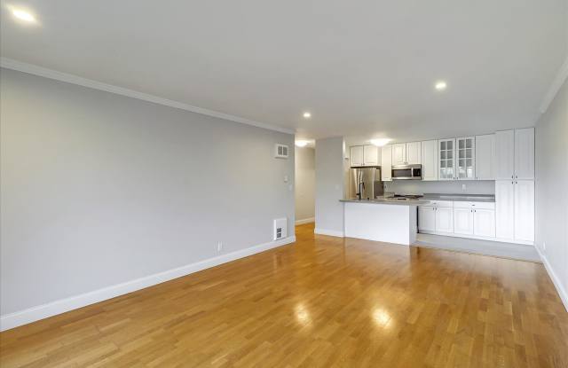 955 Shorepoint Court - 211 Gallery 4