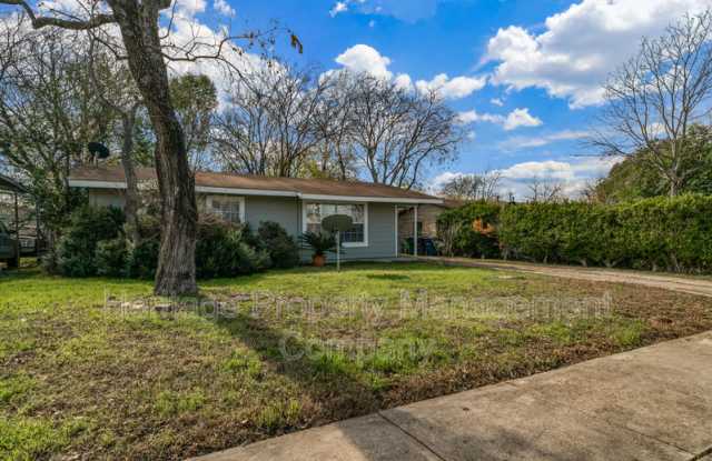 1222 West Thorain Boulevard photos photos