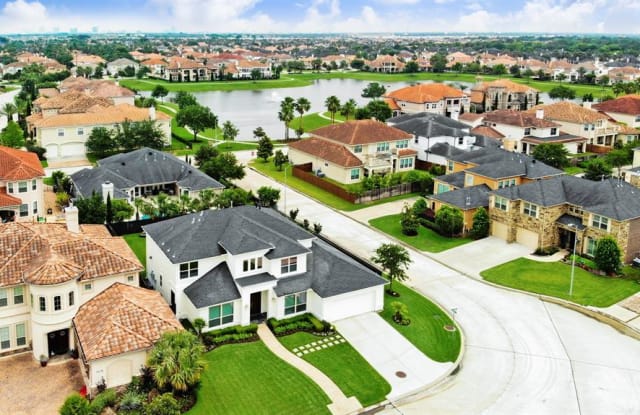 1823 JADE HOLLOW Lane - 1823 Jade Hollow Lane, Houston, TX 77077