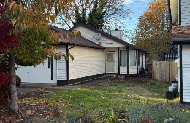 2024 SE 8th DR - 2024 Southeast 8th Drive, Renton, WA 98055