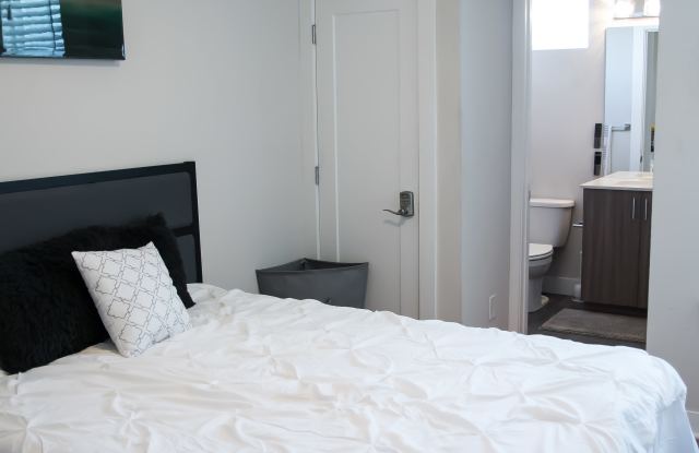 1480 Wolff St photos photos