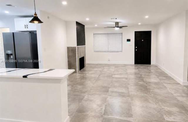 1039 NE 17th Ave  # 1039, Fort Lauderdale, FL 33304 Gallery 4