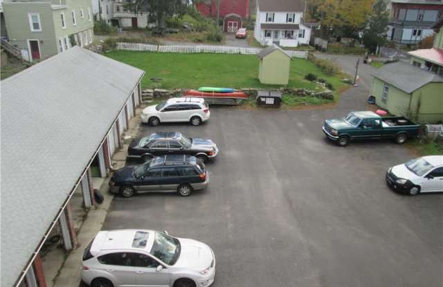 37 East Main Street Gallery 3