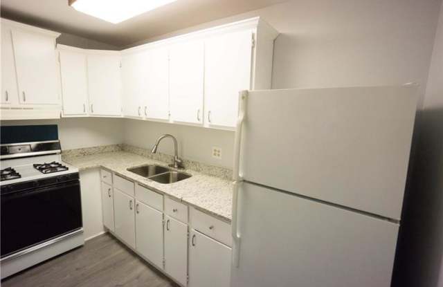 1073 Tumlin Street Nw - Unit B Gallery 4