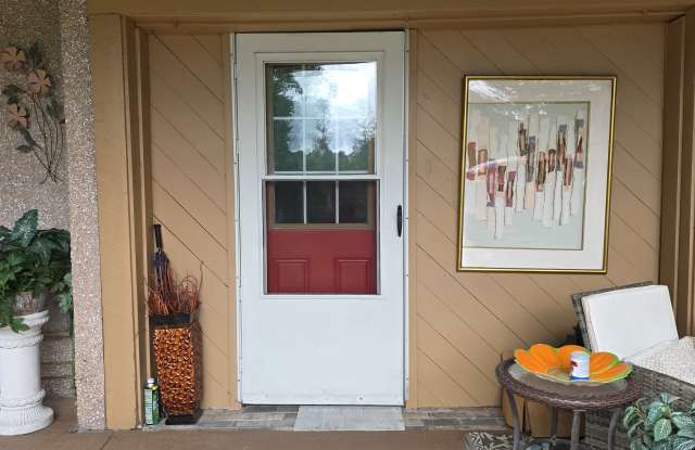 10504 Dexter Drive West Gallery 1