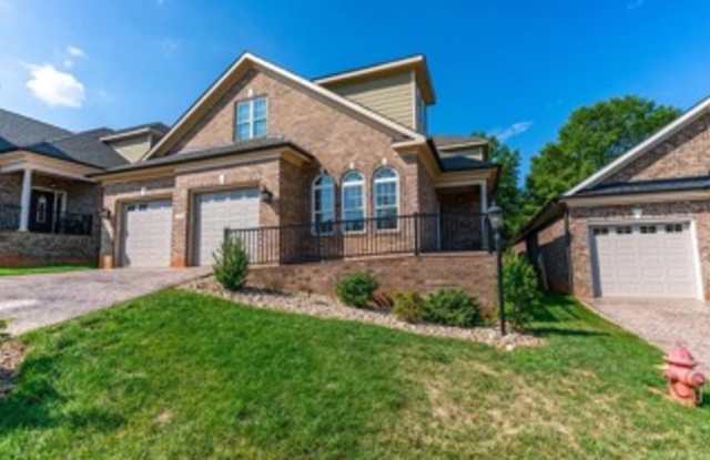 1060 Governors Lane photos photos