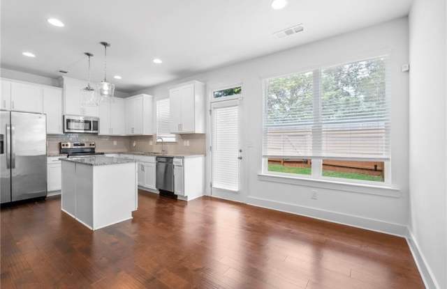 5402 Brooklands Drive photos photos