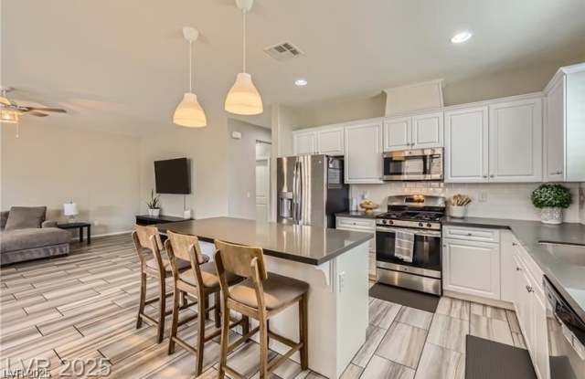 7357 Amesbury Street photos photos